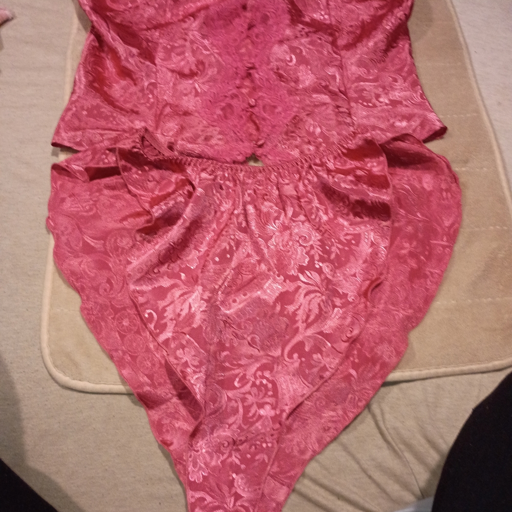 Vintage Victoria's Secret 2 Piece Intimates And Sleepwear Gold Label Size Medium